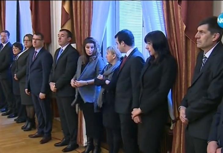 Радев показа екипа си на „Дондуков” 2!