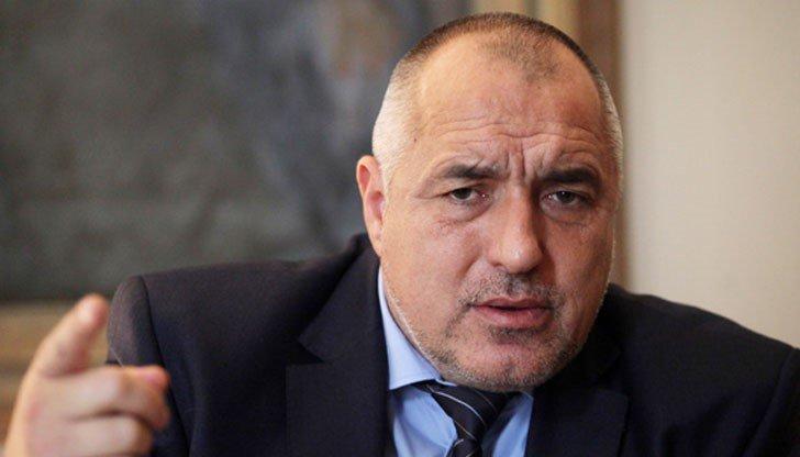 КАКВО СТАВА! След като прегърна страстно Радев, Бойко написа най-гневния си пост във 