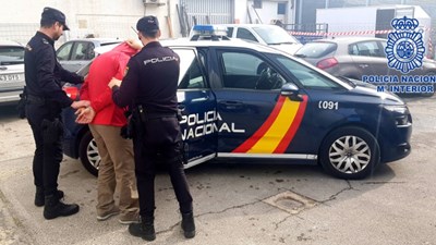 Българи продават младо момиче за 700 евро в Испания