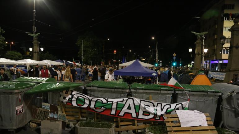 38-ят ден на протести премина без напрежение