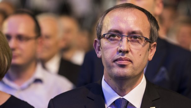 Премиерът на Косово е с коронавирус