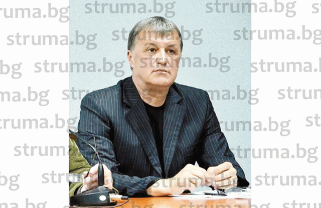 Л. Карамитов финалист в конкурса за зам. директор на ПГ „Яне Сандански”