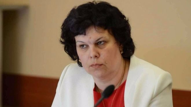 Зам.-министър: Няма да затваряме училища заради COVID-19