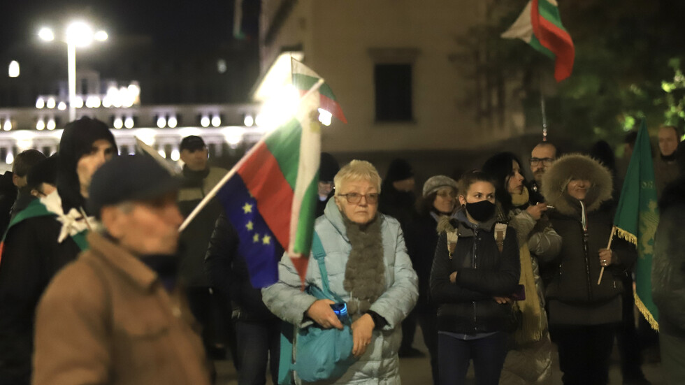 Протестиращите в София отново блокираха 