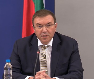 ЗАТВАРЯТ ДЪРЖАВАТА! Всички училища, детски градини, заведения и молове спират работа