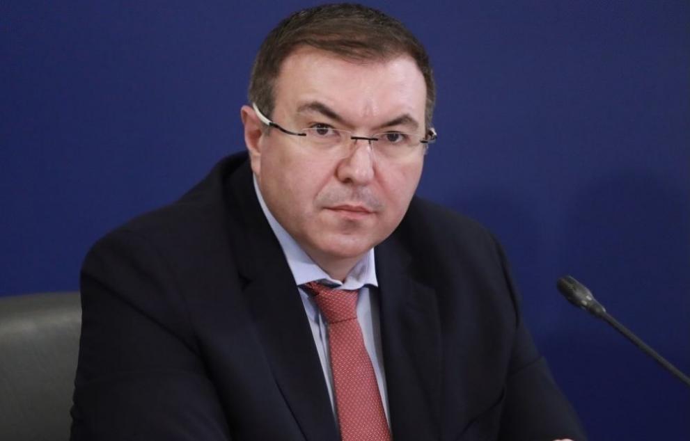 НОЩ: Вероятно започва трета вълна на коронавируса, 12 области са в червената зона