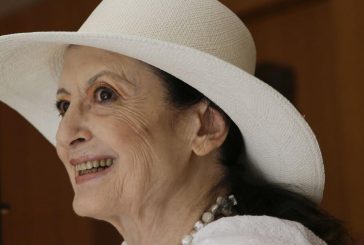 Почина примабалерината Карла Фрачи