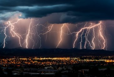 13 туристи пострадаха от мълния край Охридското езеро