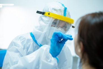 Неваксинираните учители и ученици в Гърция ще се тестват за COVID-19 два пъти седмично