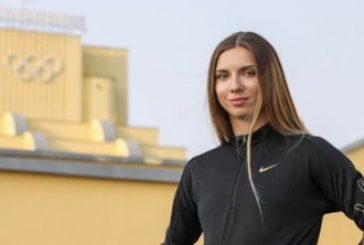 Беларуската спринтьорка Кристина Тимановска вече е заедно със съпруга си във Варшава