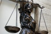 Крадец с 28 присъди отново се изправи пред Темида