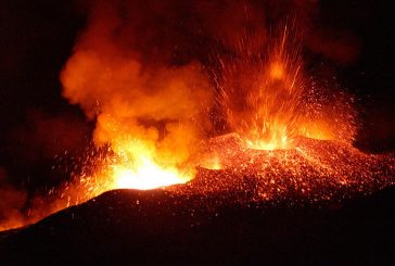 Евакуация на Канарските острови заради опасност от изригване на вулкан
