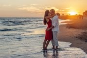 Слънчевата светлина ни кара да се влюбваме