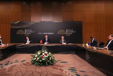 Надеждата за мир остана надежда, срещата между Кулеба и Лавров - без резултат