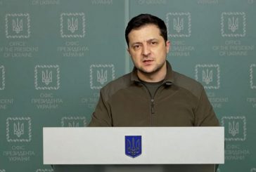 Зеленски: Русия се готви да бомбардира Одеса