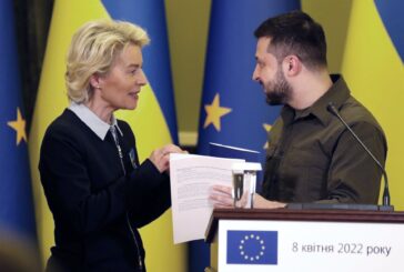 Урсула фон дер Лайен: ЕС е изправен пред историческо решение за членството на Украйна
