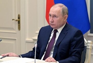 И в Москва поискаха Владимир Путин да се оттегли