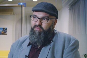 Мон Дьо искал да стане гинеколог