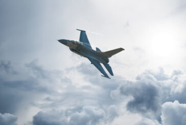 ЗАРАДИ БОМБЕНА ЗАПЛАХА: Изтребители F-16 върнаха пътнически самолет в Атина￼￼￼