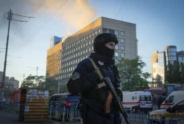Кметът на Киев призова хората да се запасят с вода, храна и топли дрехи