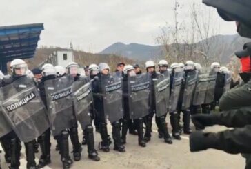 Започва премахването на барикадите в Северно Косово