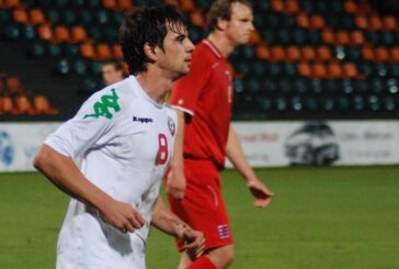 Бивш младежки национал на 32 г. и с една дузина отбори зад гърба си дойде във „Вихрен“