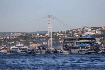 Временно спря корабоплаването в Босфора