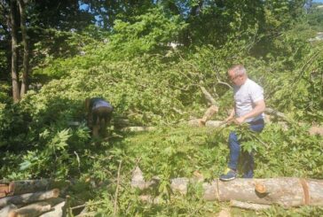 Искане на Сандански да полива с вода от езерото 87-те дка на парк „Св. Врач“ хвана Общината „в крачка“ - ￼пълнела го от р. Санданска Бистрица без разрешение за водовземане