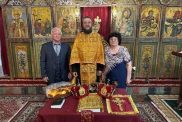След 50 г. съвместен живот техническият секретар в кметството на Големо село Ив. Червенякова и съпругът й сключиха църковен брак