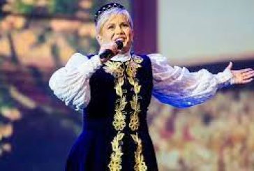 Николина Чакърдъкова стана баба за пети път