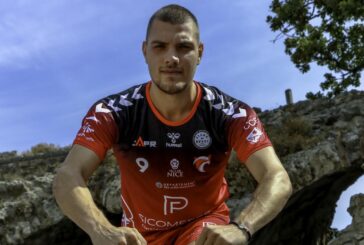 Юноша на „Интер“ започна с летящ старт хандбалния сезон във Франция