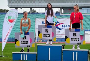 Петричка надежда спринтира за сребро с висока температура на стадион „В. Левски“