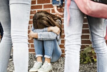 Две момичета пребиха 16-г. девойка в спор за момче
