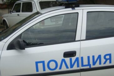Тежка катастрофа в Дупница, моторист лежи ранен на пътя
