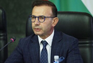 Главният секретар с информация за отвлечените българи
