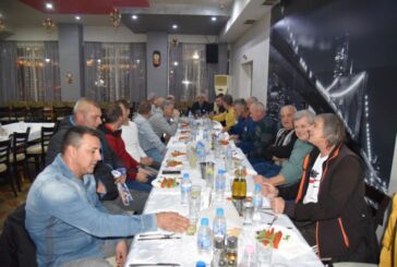 Футболни ветерани от Крупник и Брежани си спомниха за славни битки по терените