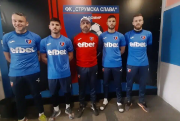 Един от новите се отметна в последния момент от договорката със „Славата“, треньорът Вл. Димитров надъха футболистите с Богоявленския кръст