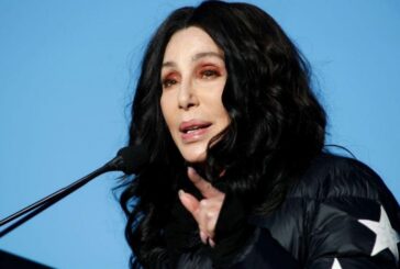 Шер засега не успя да получи попечителство над сина си