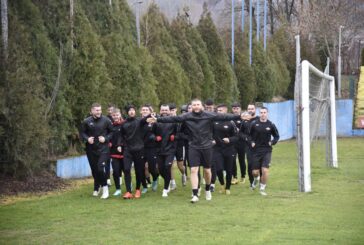 Симитличани уредиха бонус контрола с отбора на годината в Благоевград