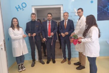 Председателят на парламентарната комисия по образование и бивш министър Кр. Вълчев откри първите по рода си СТЕМ центрове в страната в ЮЗУ „Н. Рилски“