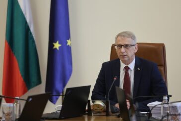 Народното събрание единодушно прие оставката на премиера Николай Денков