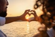 Има 5 фази на любовта в интимните връзки