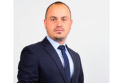 Ибраим Зайденов също напуска парламентарната група на ДПС