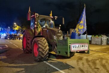 Районът около сградата на Европейския парламент е под обсада, френски фермери протестират