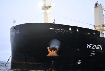 МВнР: Българите на „Вежен“ не са задържани и могат да напуснат кораба