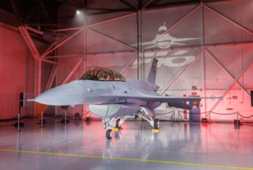 България получи първия самолет F-16 Block 70 в САЩ