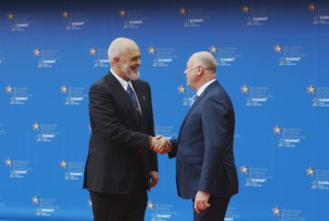 Министър-председателят Росен Желязков пристигна в Тирана