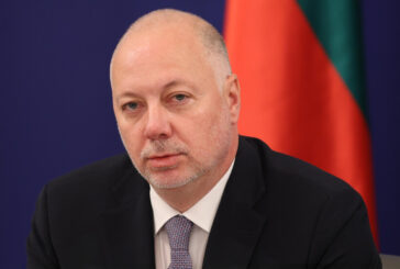 Правителството се обединява с бизнес и синдикати срещу спекулата с еврото