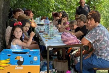 Над 160 жители и гости на Крупник почетоха Петдесетница при храма 