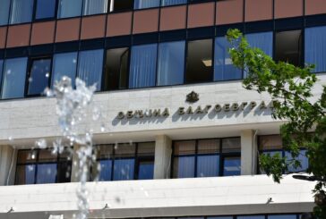 Казанлъшка фирма предложи най-ниска цена за доставка на метални и паркови кошове за отпадъци на Благоевград